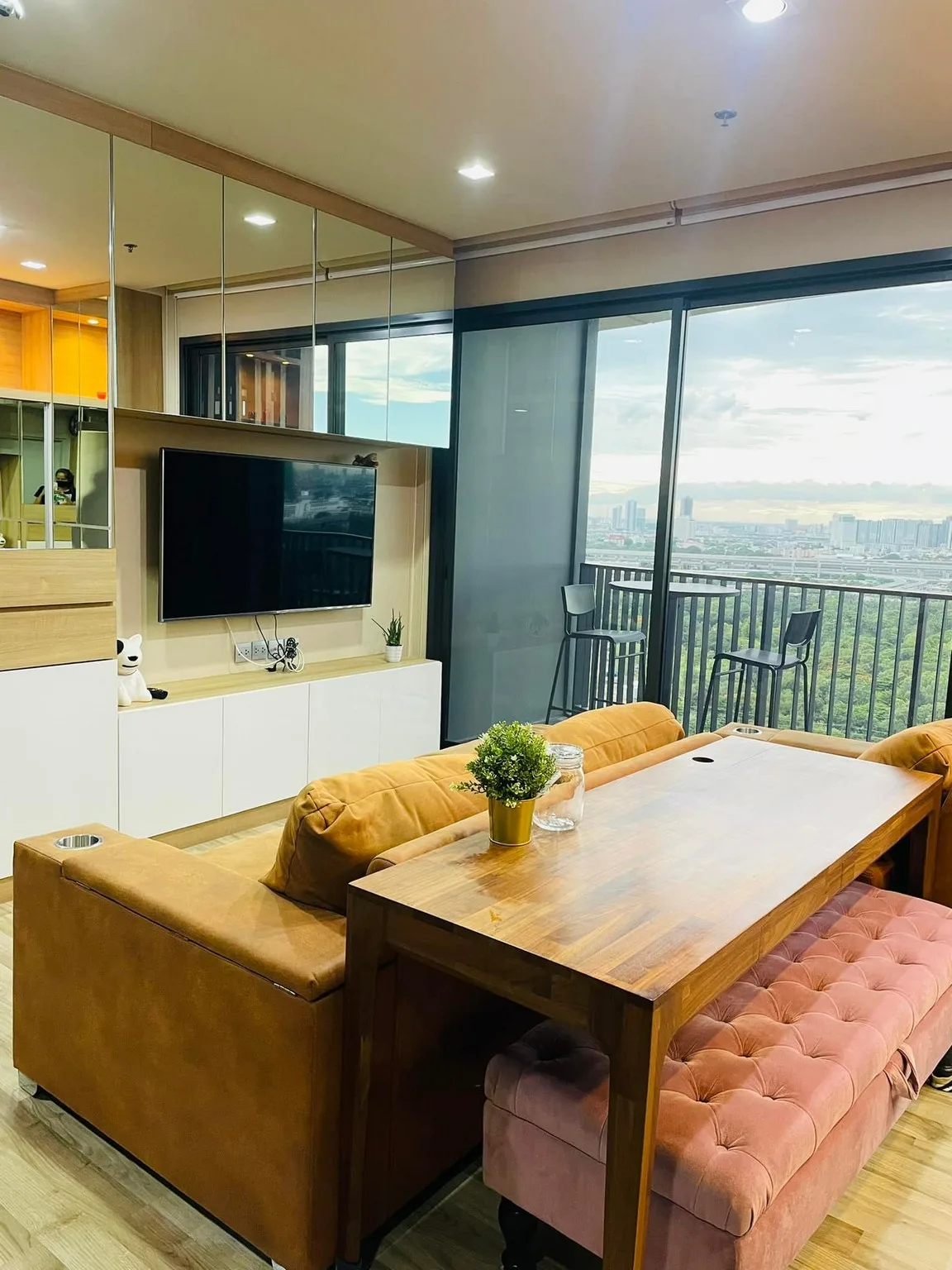 Property photos for THE LINE Jatujak - Mochit