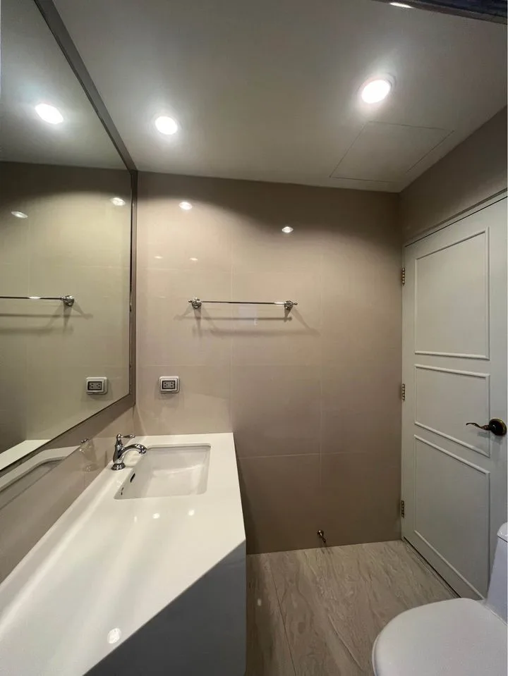Property photos for Pathumwan Resort