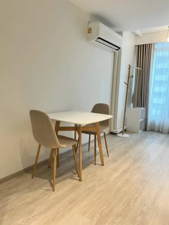Property photos for The Clover Thonglor
