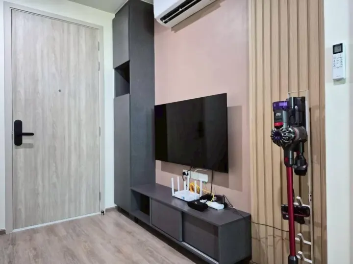 Property photos for Nue District R9