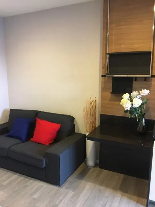 Property photos for The Room Sathorn - St.Louis