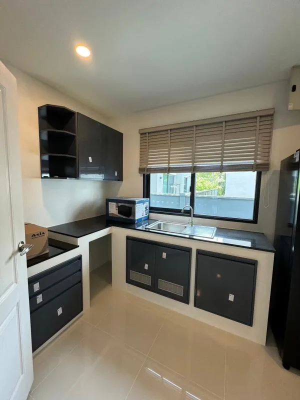 Property photos for Centro Phahol-viphawadee