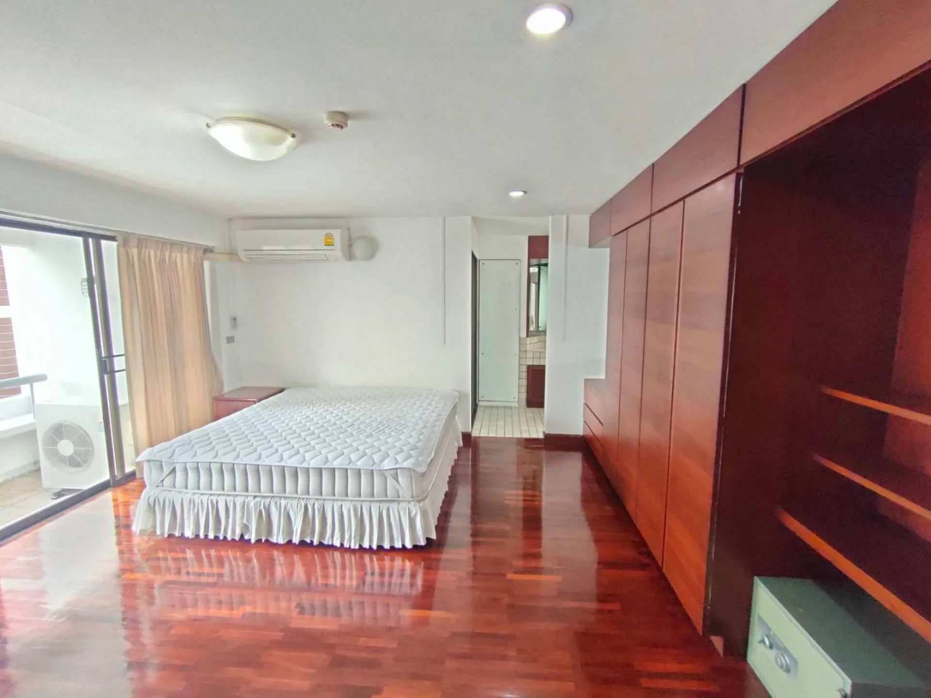 Property photos for Sripat Court Apartment