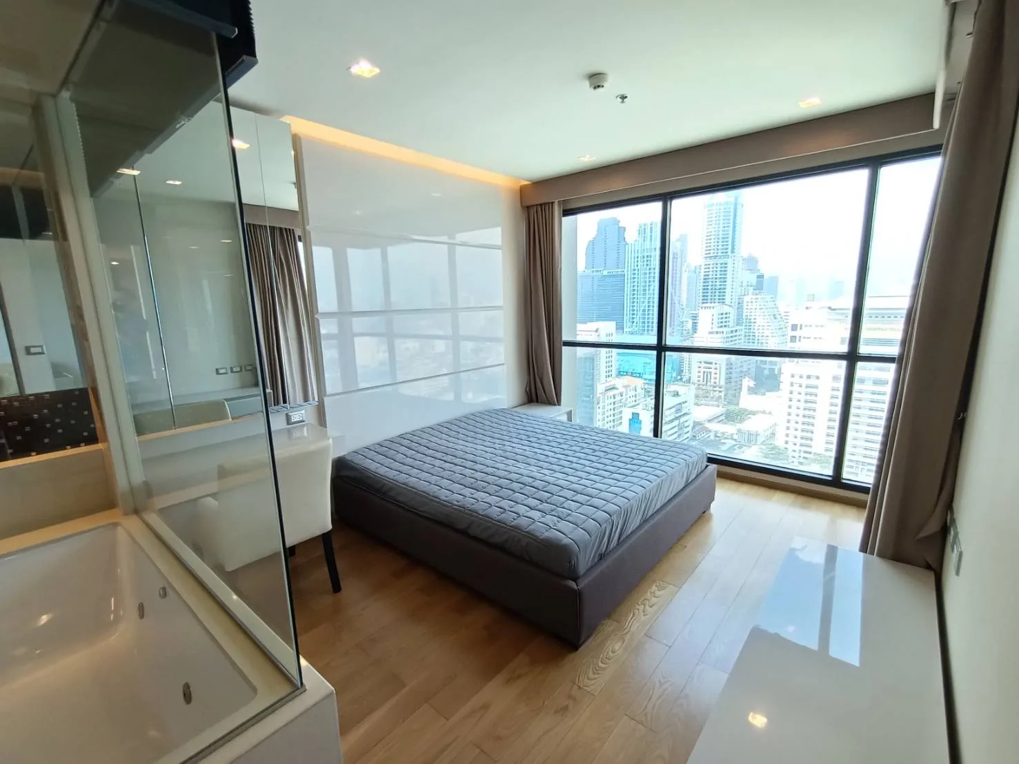 Property photos for The Address Sathorn