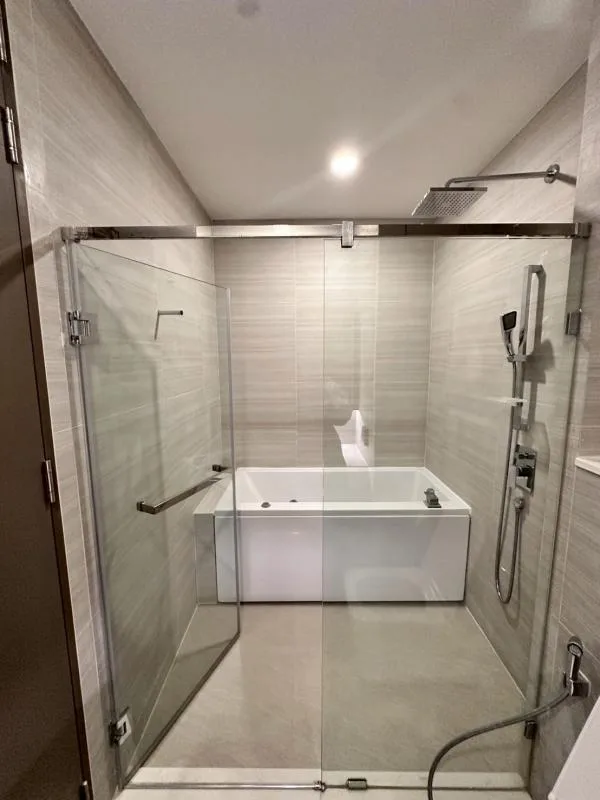 Property photos for Park Origin Thonglor