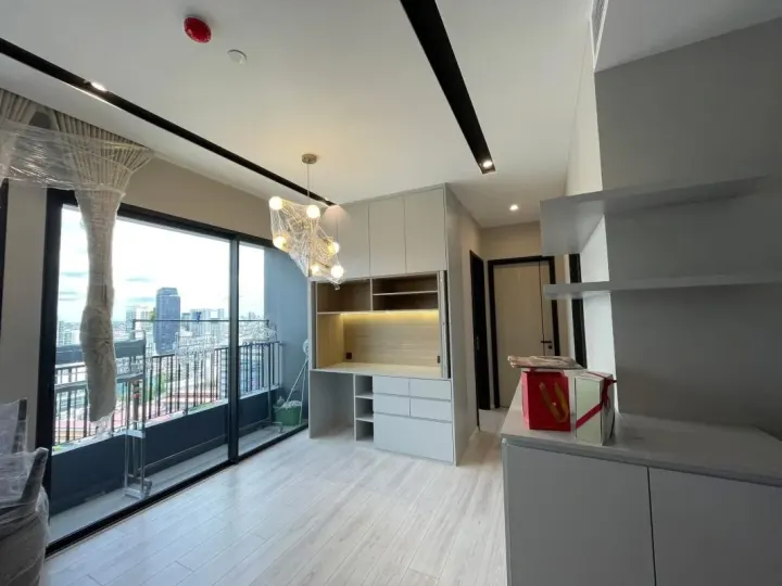 Property photos for The Room Phayathai