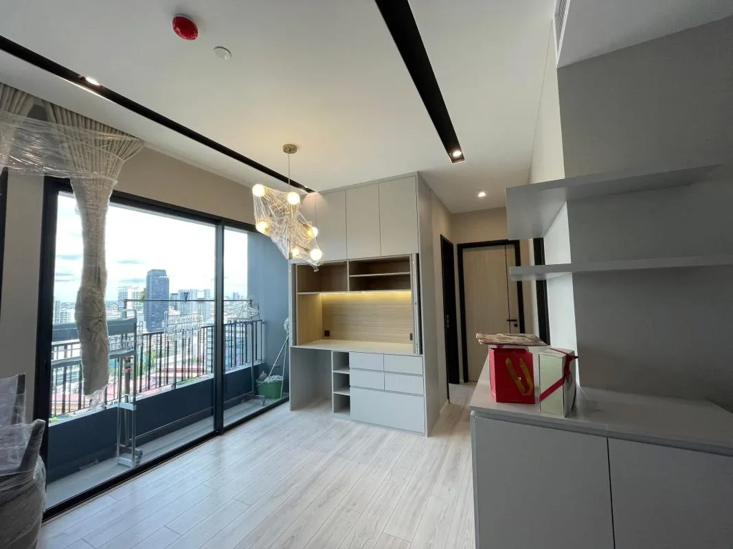 Property photos for The Room Phayathai