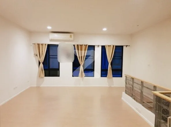 Property photos for Baan Klang Muang Suksawat
