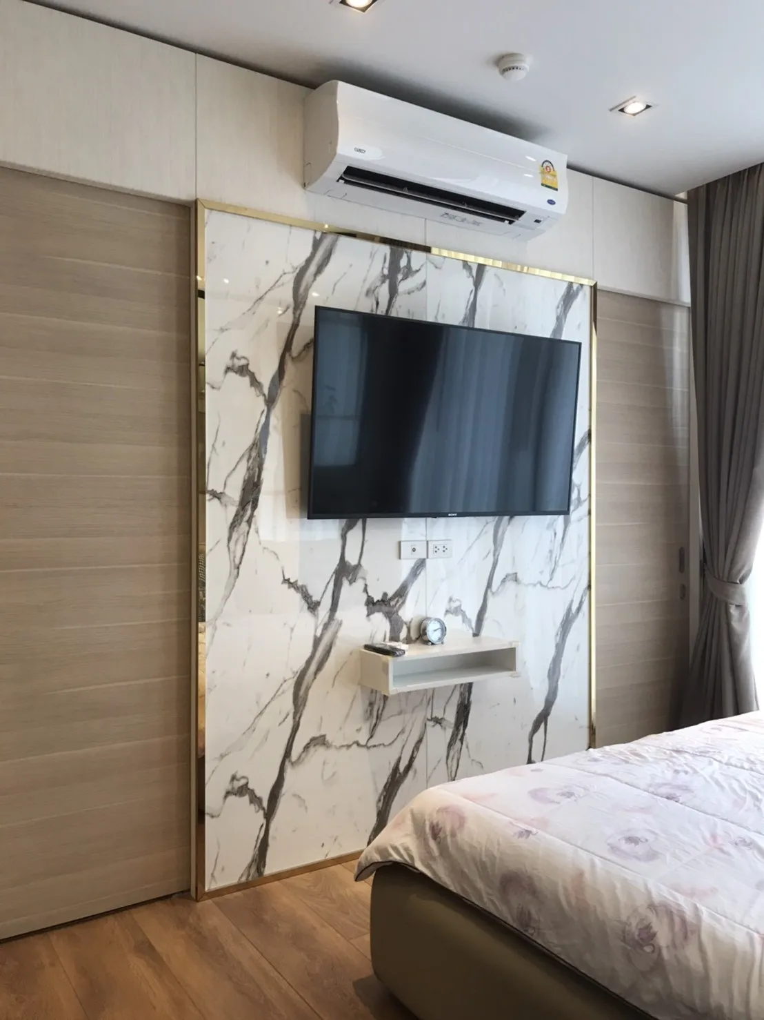 Property photos for Park Origin Phromphong