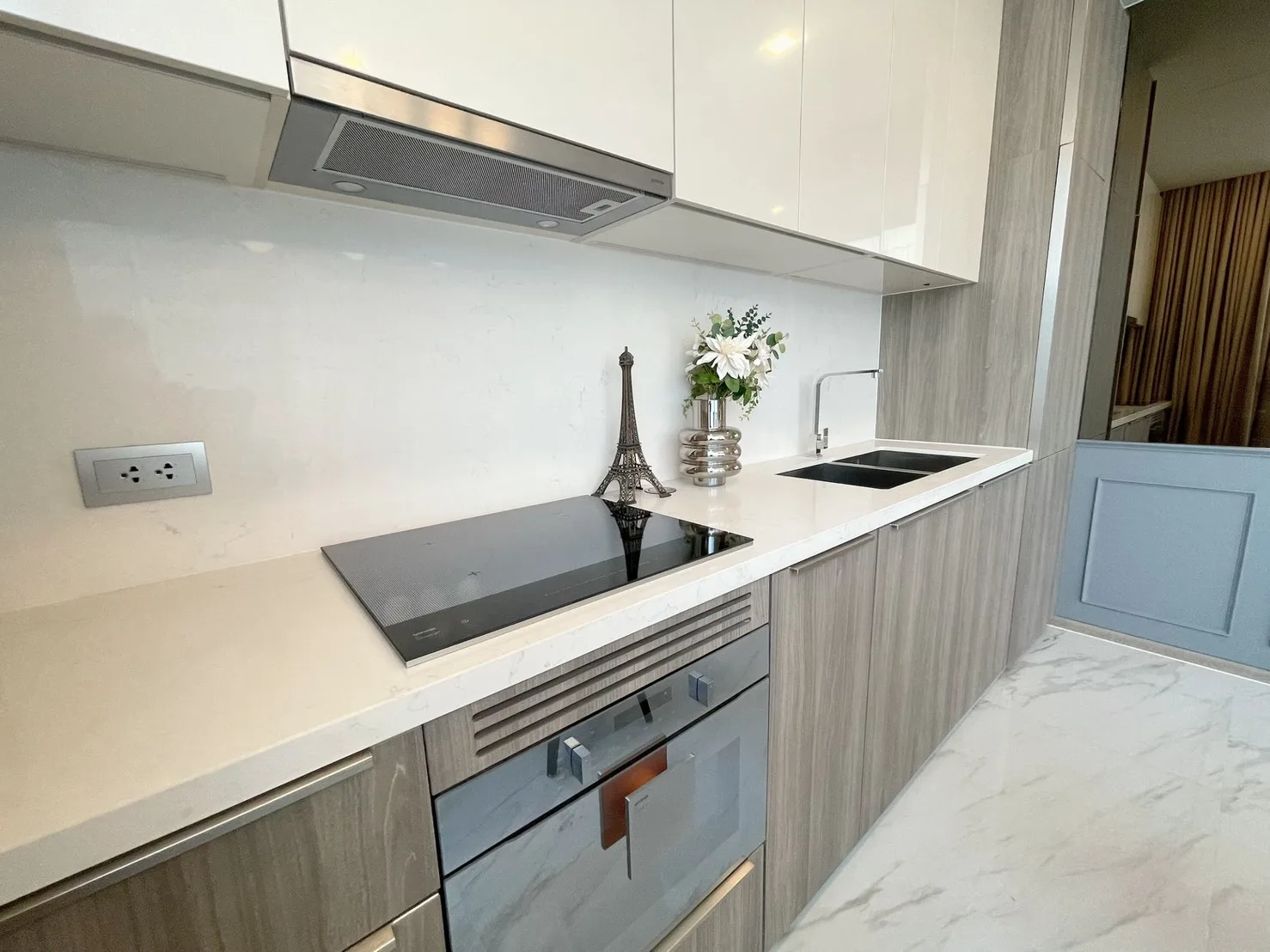 Property photos for Celes Asoke