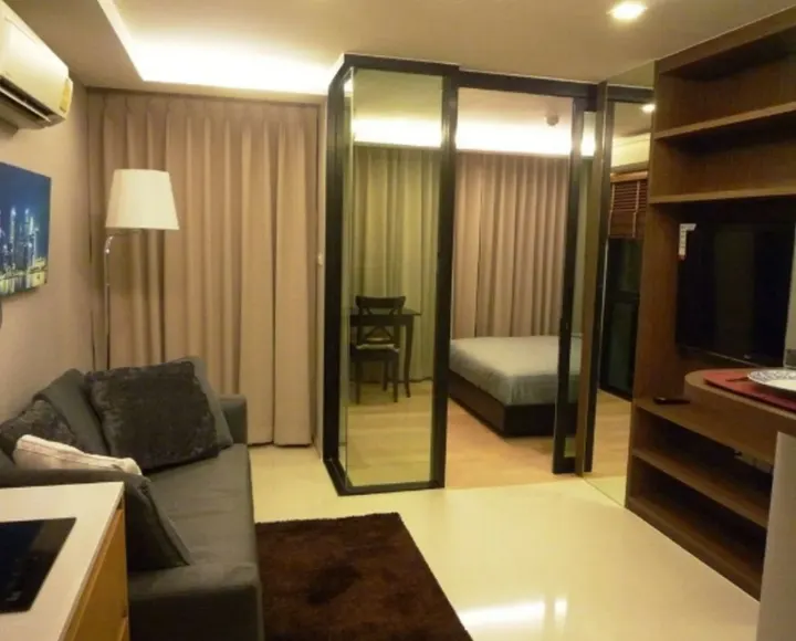 Property photos for SOCIO Ruamrudee