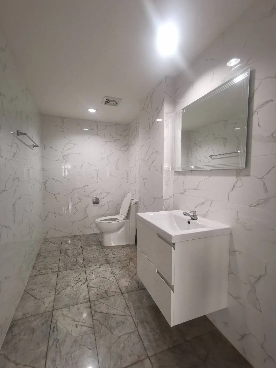 Property photos for Royal Castle
