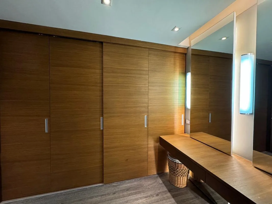 Property photos for The Crest Ruamrudee