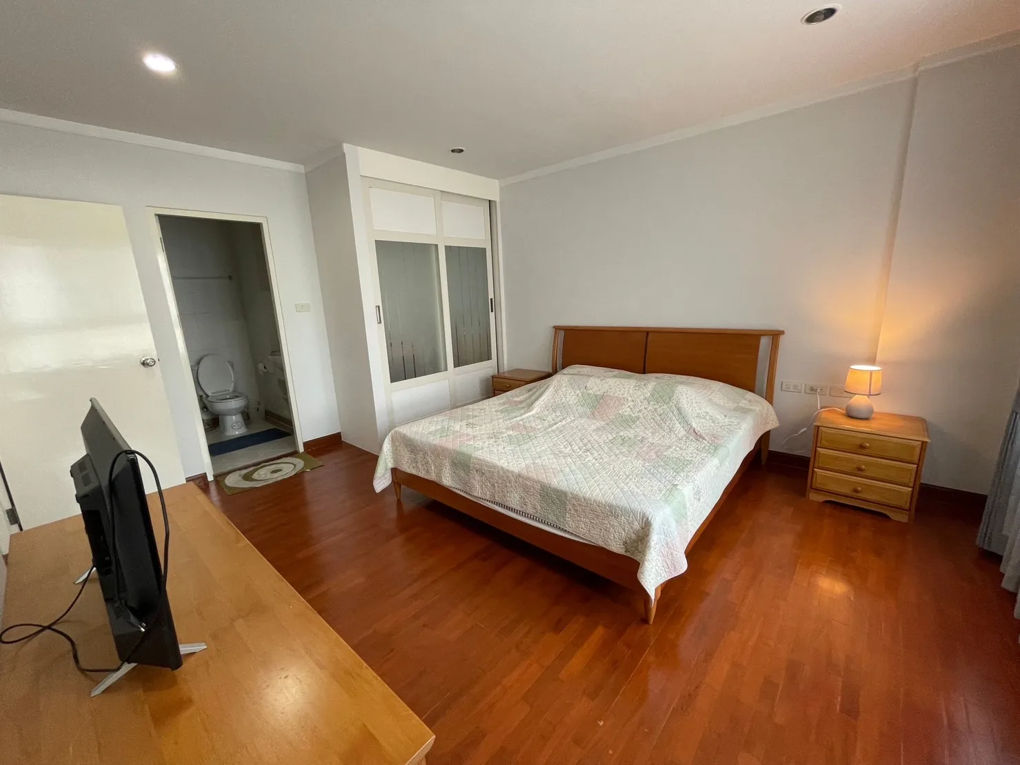 Property photos for Baan Siri Sukhumvit 13