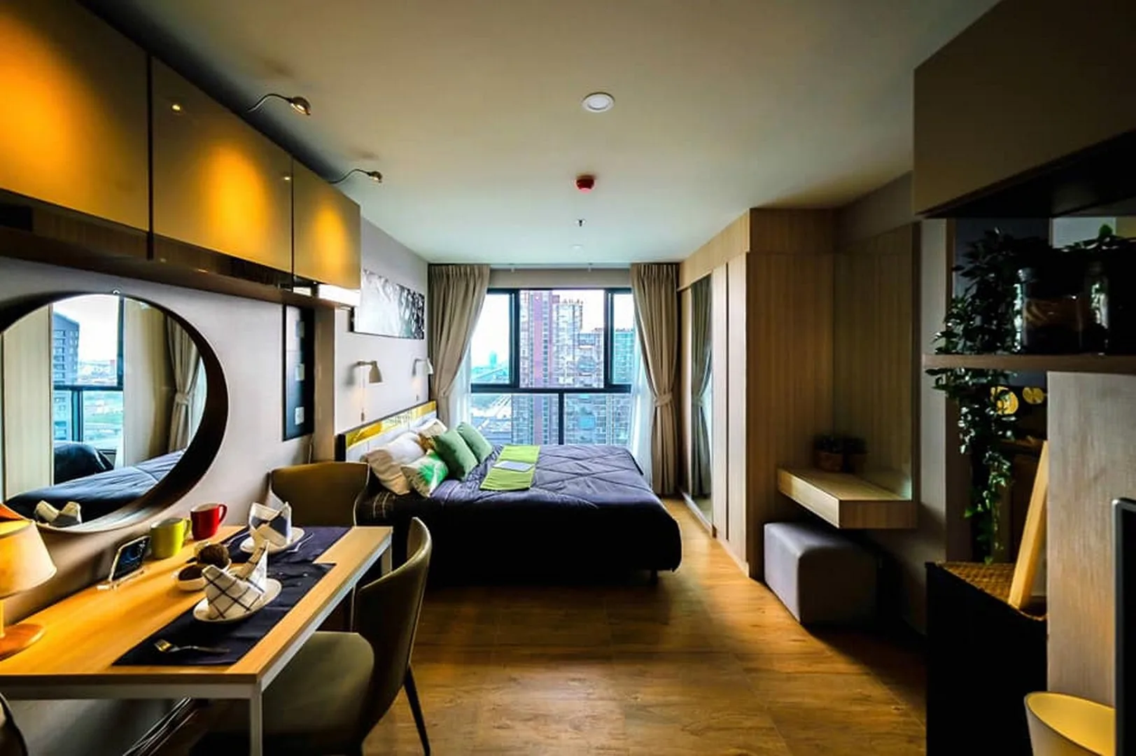 Property photos for IDEO O2
