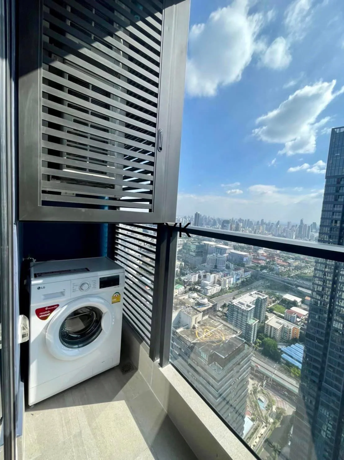 Property photos for One 9 Five Asoke - Rama 9