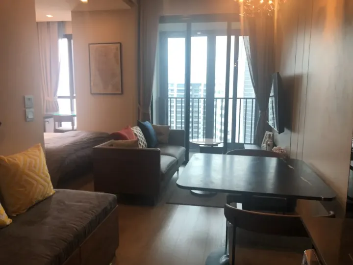 Property photos for Ashton Asoke