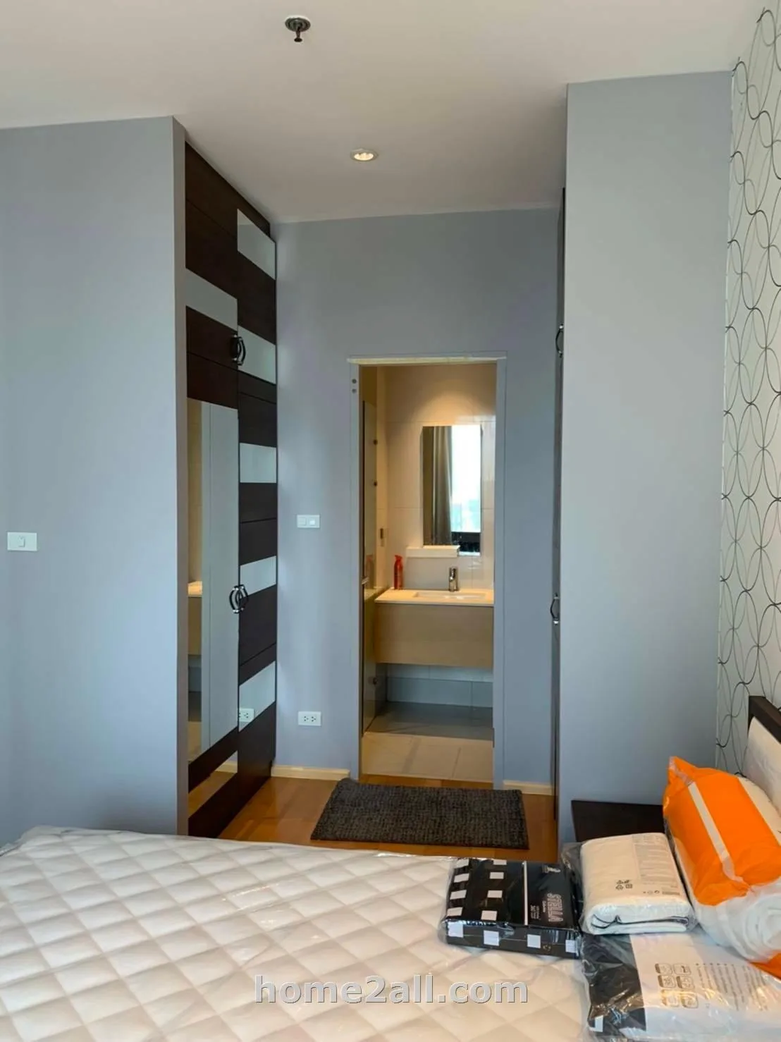 Property photos for Villa Rachatewi