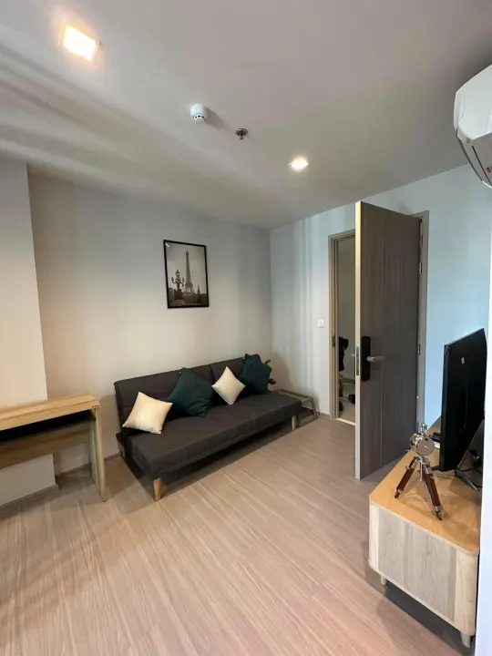 Property photos for Life Sathorn Sierra