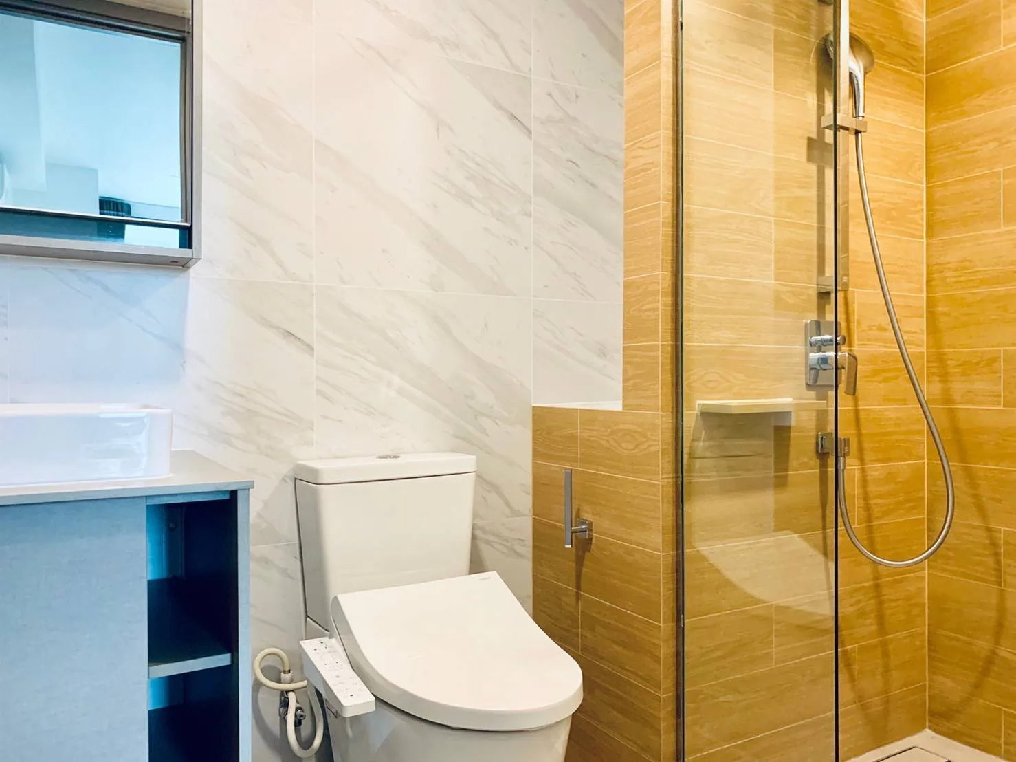 Property photos for Taka Haus Ekamai 12
