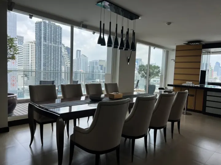 Property photos for Le Raffine Jambunuda Sukhumvit 31