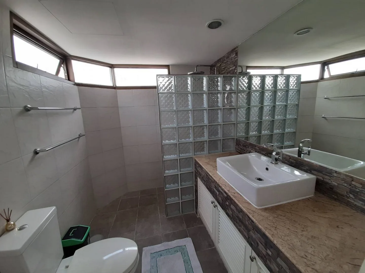 Property photos for Beverly Tower Condo