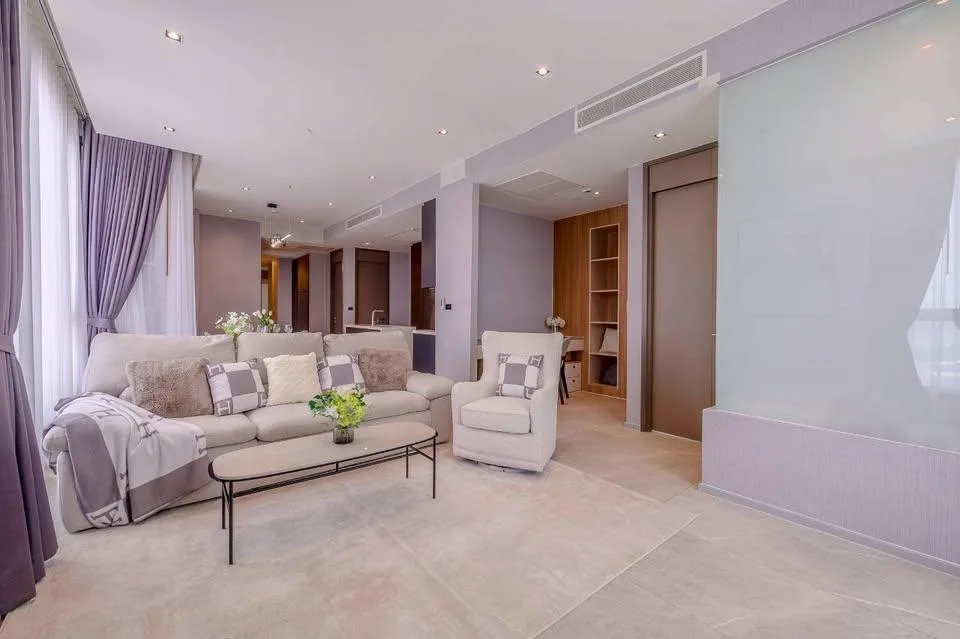 Property photos for Hyde Heritage Thonglor