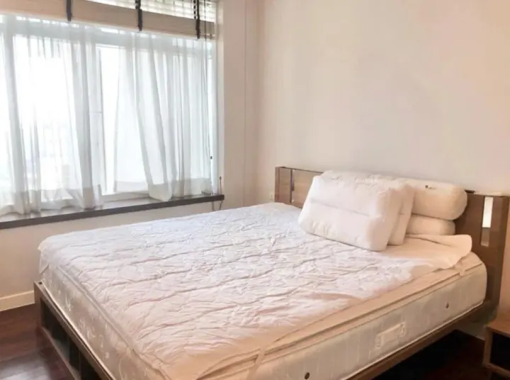 Property photos for Circle Condominium