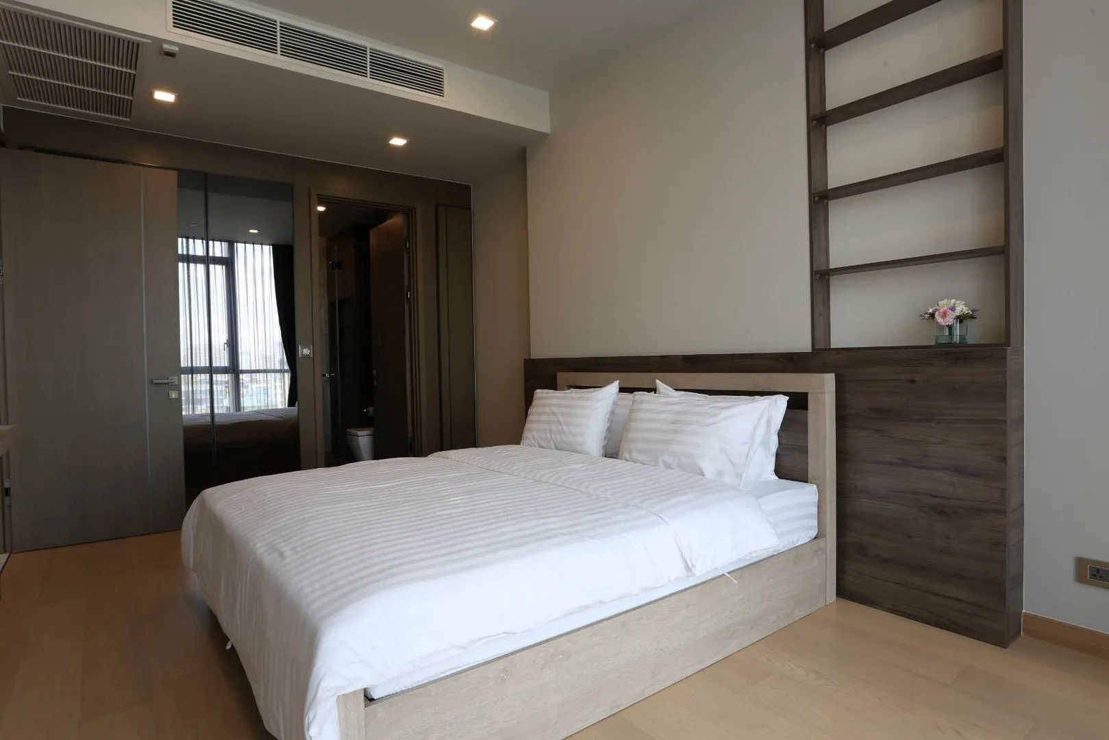 Property photos for The Monument Thong Lo