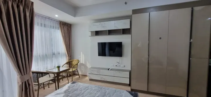 Property photos for LIFE Asoke - Rama 9