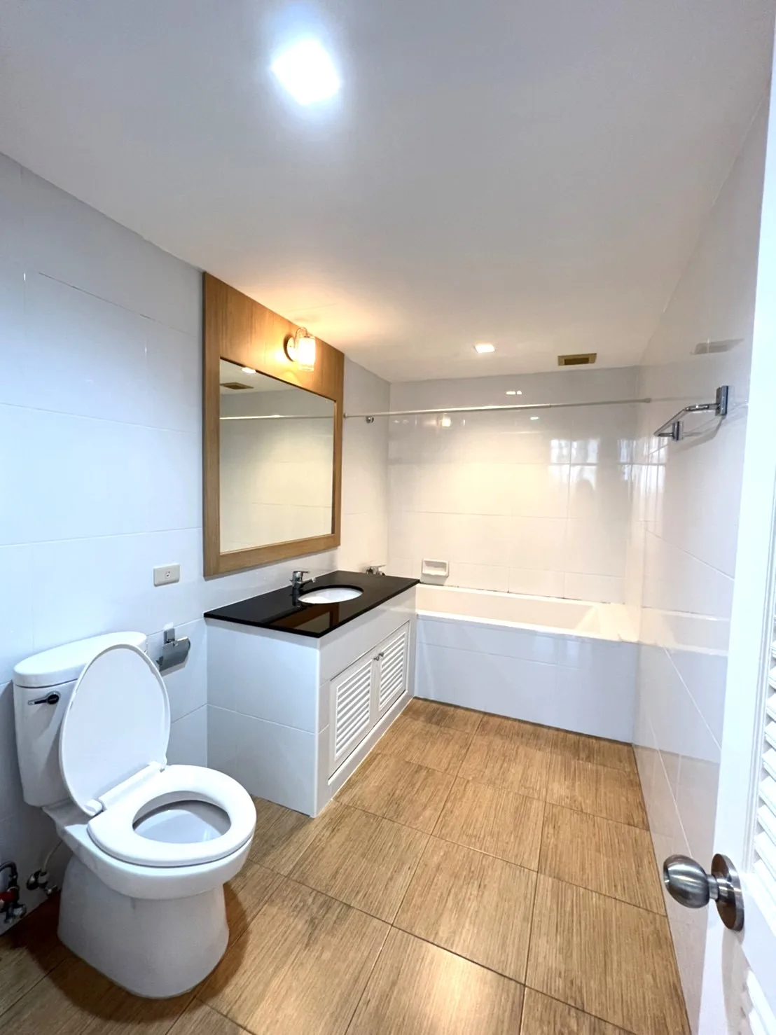 Property photos for Acadamia Grand Tower