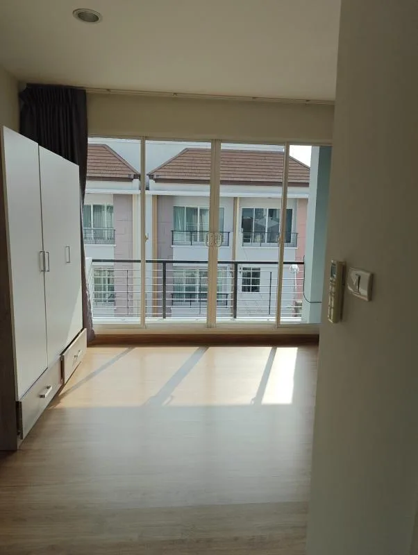 Property photos for Baan Klang Muang Ladprao 71