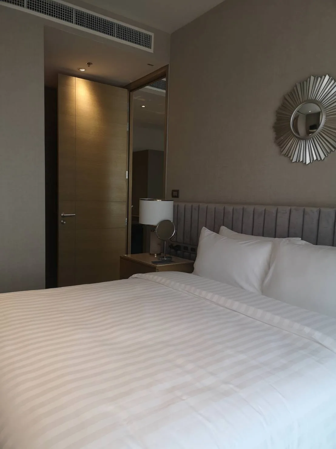 Property photos for Magnolias Ratchadamri Boulevard