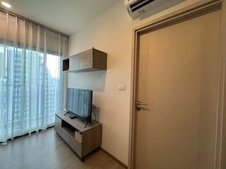 Property photos for The Base Phetchaburi-thonglor
