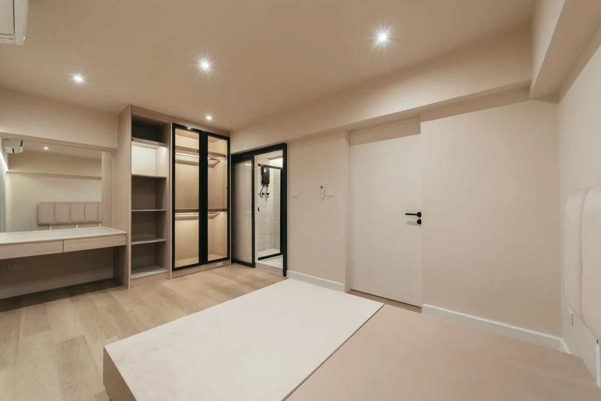 Property photos for Regent 71 Place