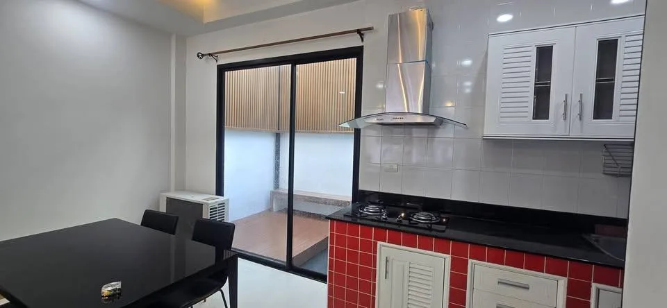 Property photos for Sarin Wiz Sukhumvit 107
