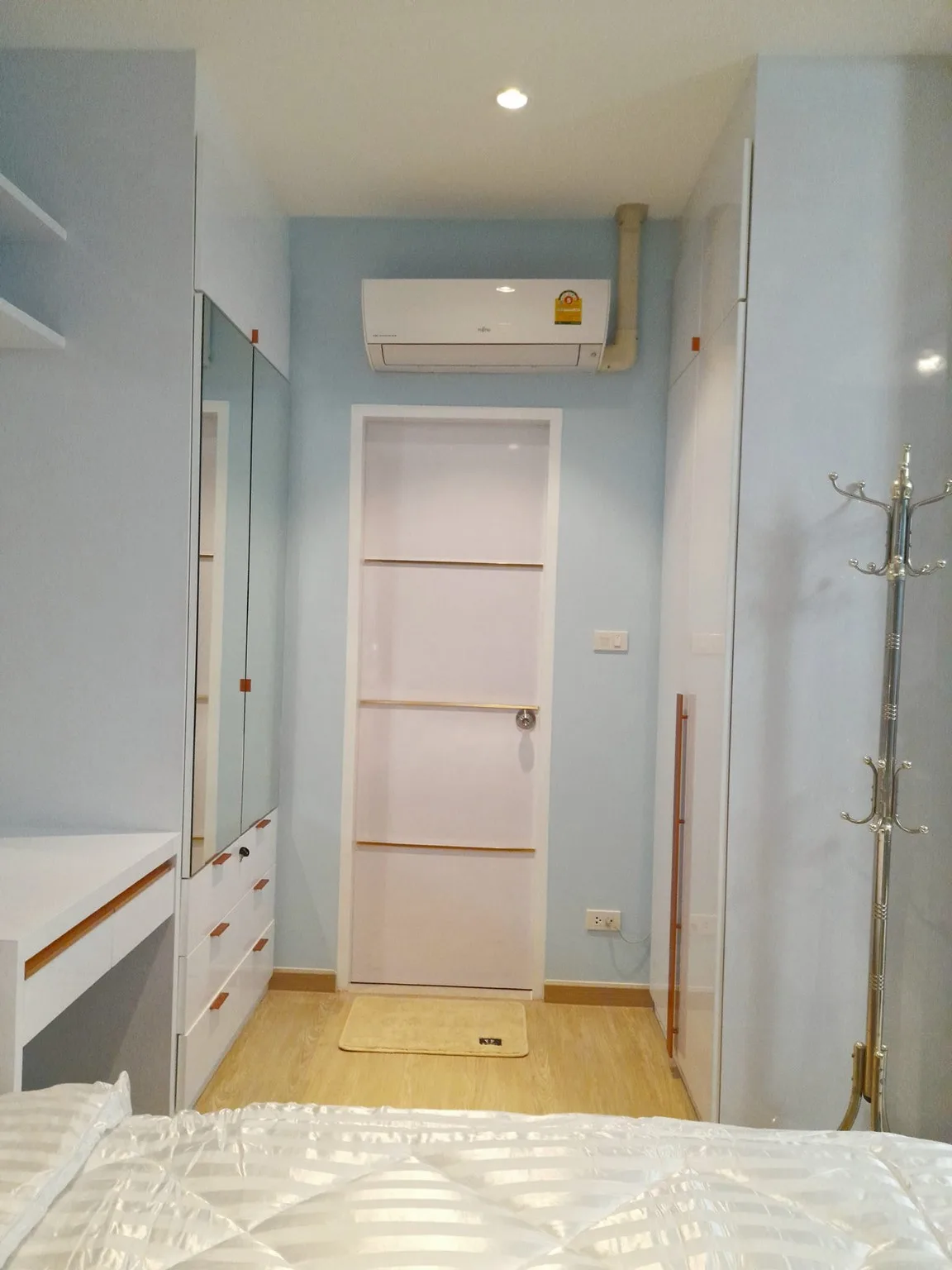 Property photos for Villa Rachatewi
