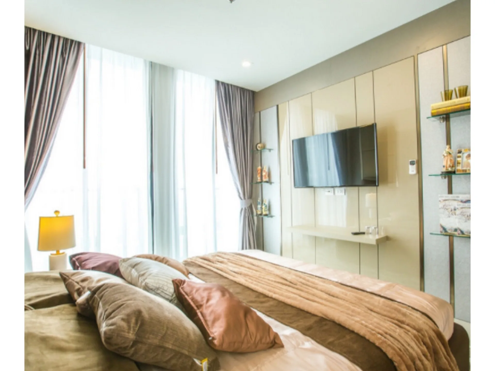 Property photos for Noble Ploenchit