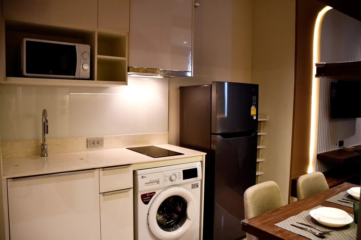 Property photos for Ashton Silom