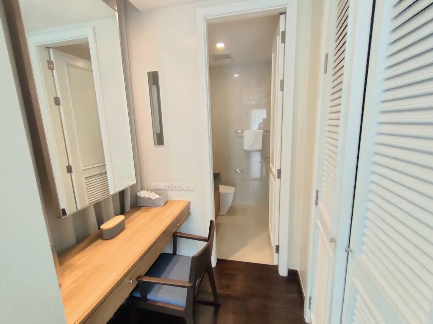 Property photos for Monet House Apartment
