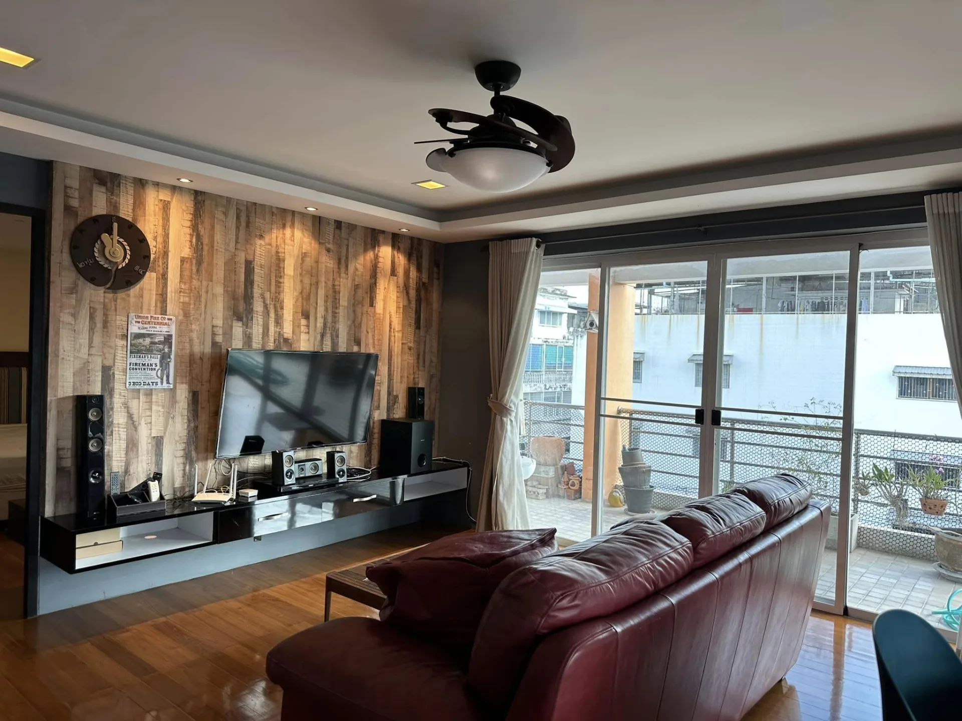 Property photos for Sompob House