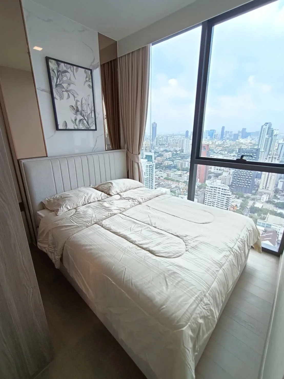 Property photos for Celes Asoke