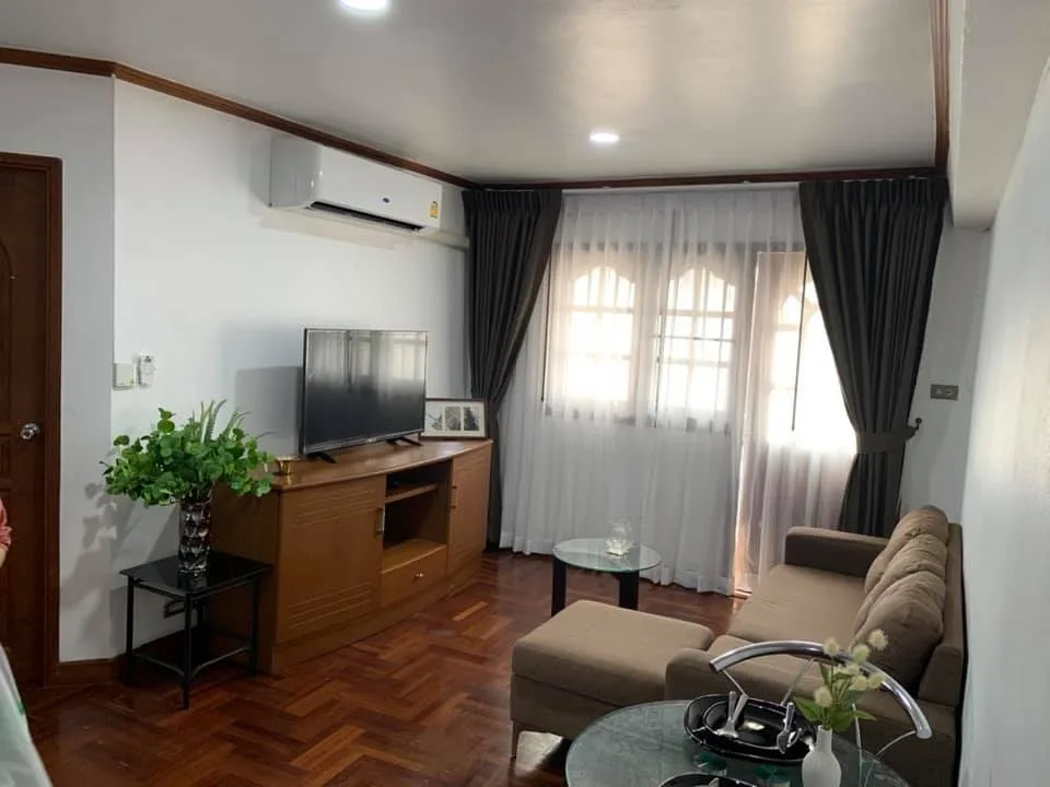 Property photos for Thonglor Tower