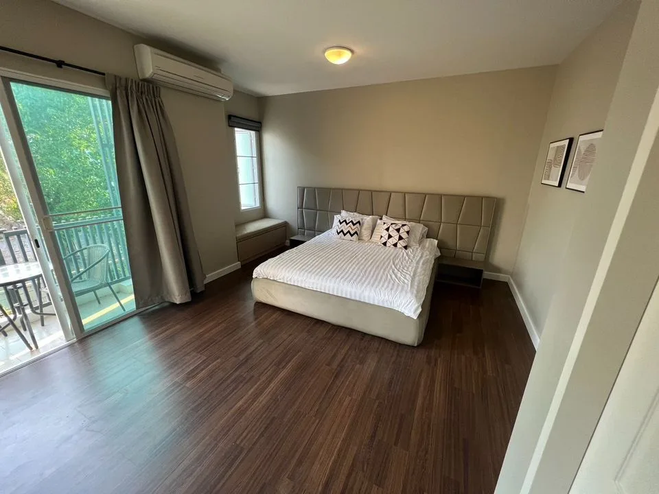 Property photos for Town Avenue Srinagarin