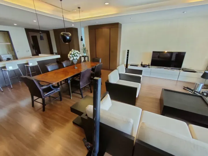 Property photos for Sky Villas Sathorn