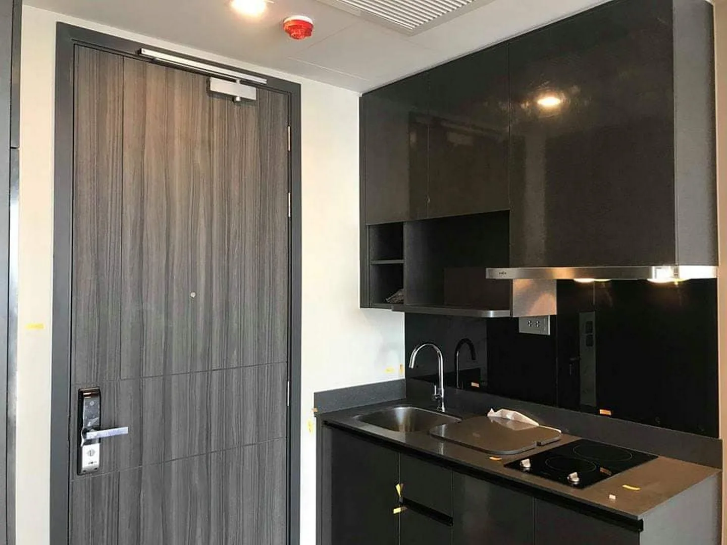 Property photos for Ashton Asoke