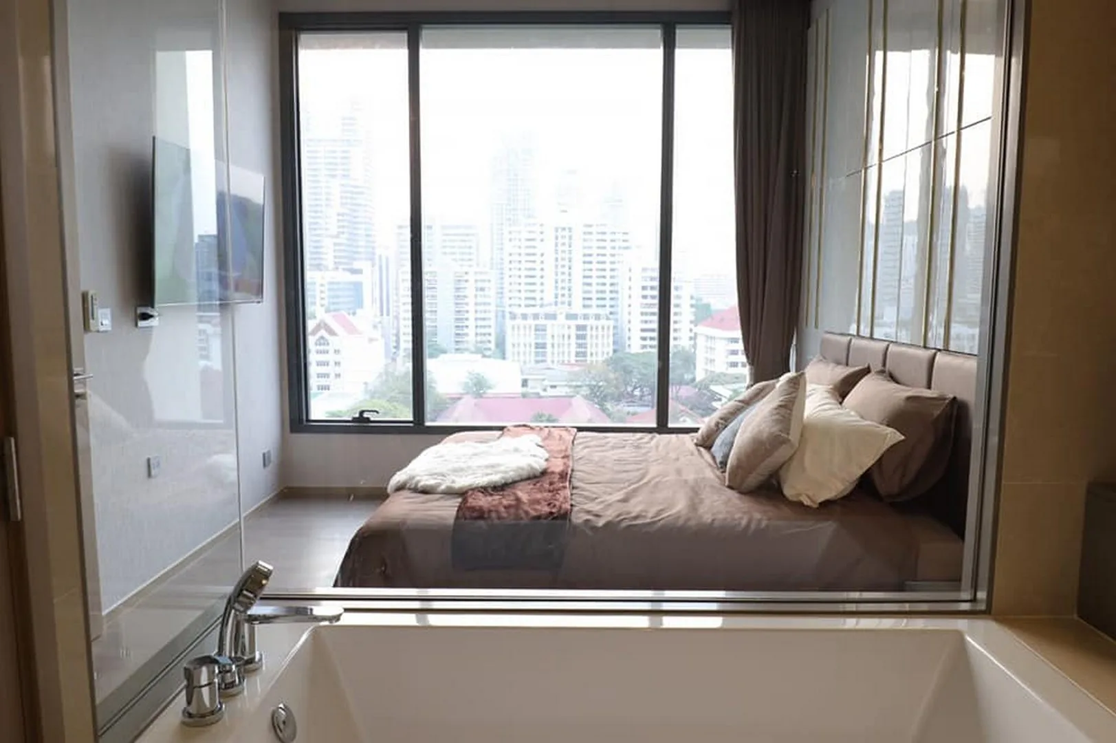 Property photos for The Esse Asoke