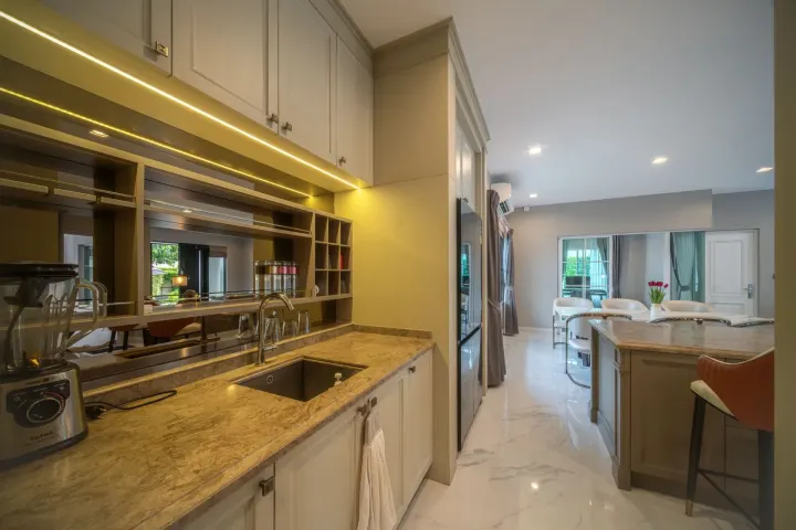 Property photos for Nantawan Ramintra-Paholyothin 50