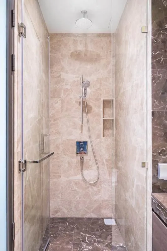 Property photos for 28 Chidlom