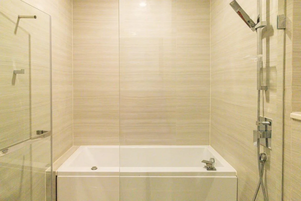 Property photos for Park Origin Thonglor